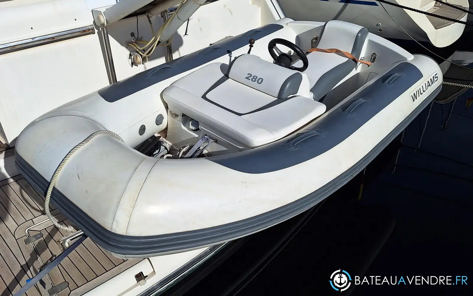 slider 7 Fairline Phantom 46