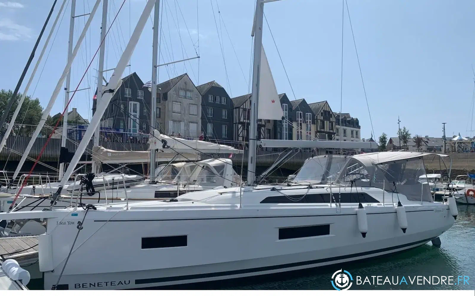 slider 2 Beneteau Oceanis 37.1