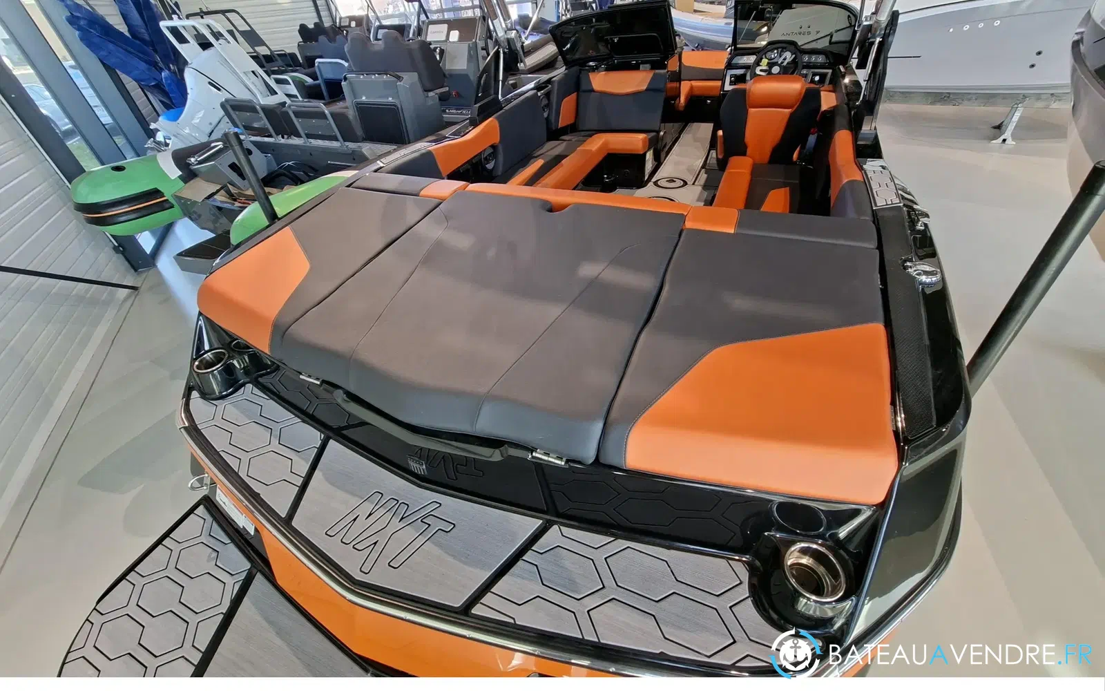 slider 2 Mastercraft NXT 22