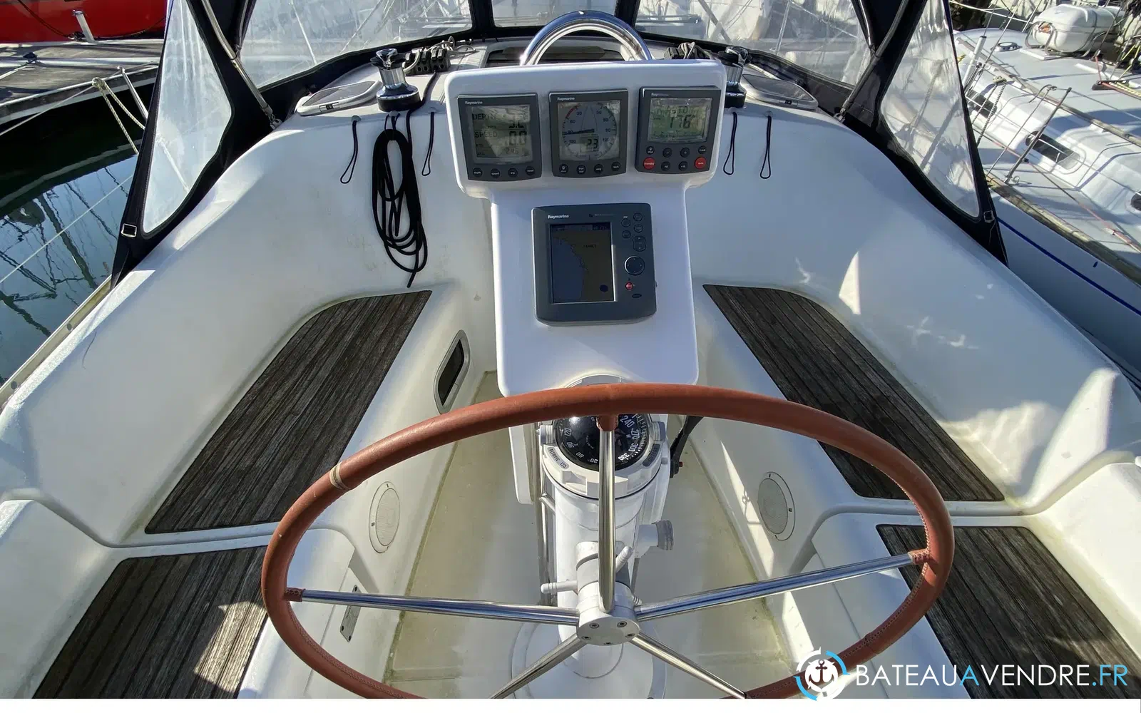 slider 2 Beneteau Oceanis 343