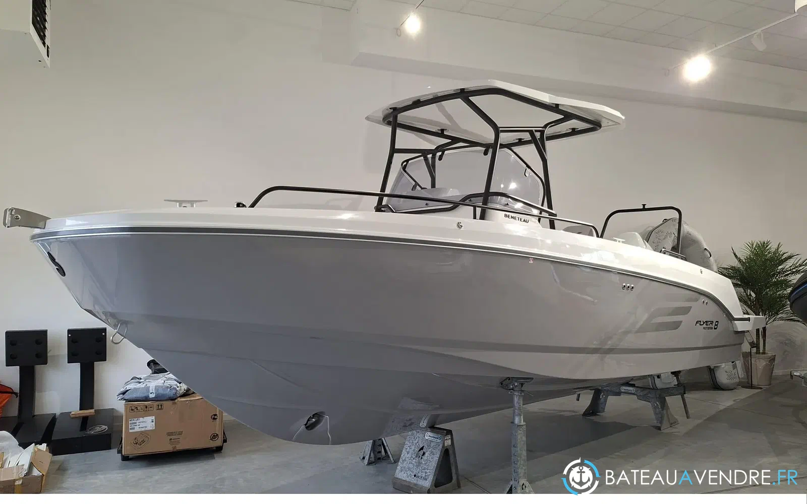 slider 0 Beneteau Flyer 8 SPACEdeck V2