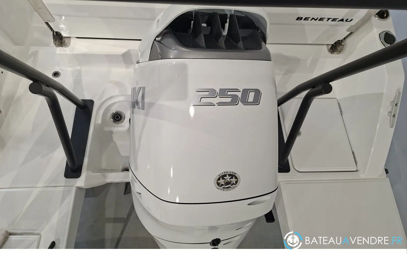 slider 11 Beneteau Flyer 8 SPACEdeck V2