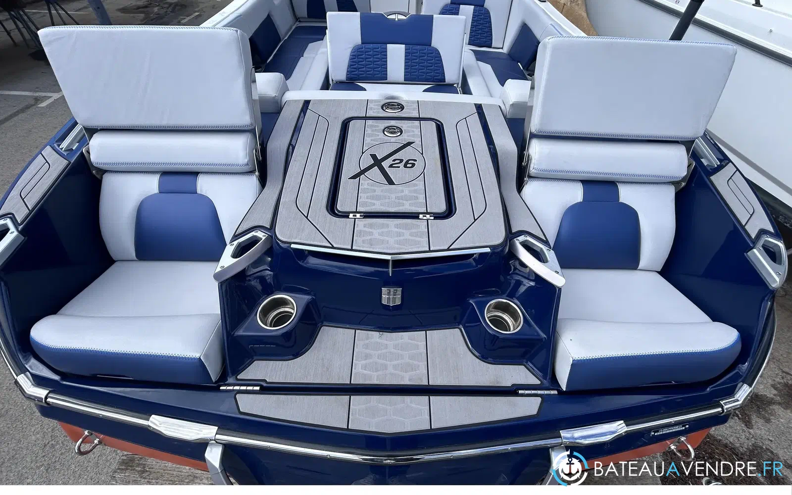 slider 8 Mastercraft X26