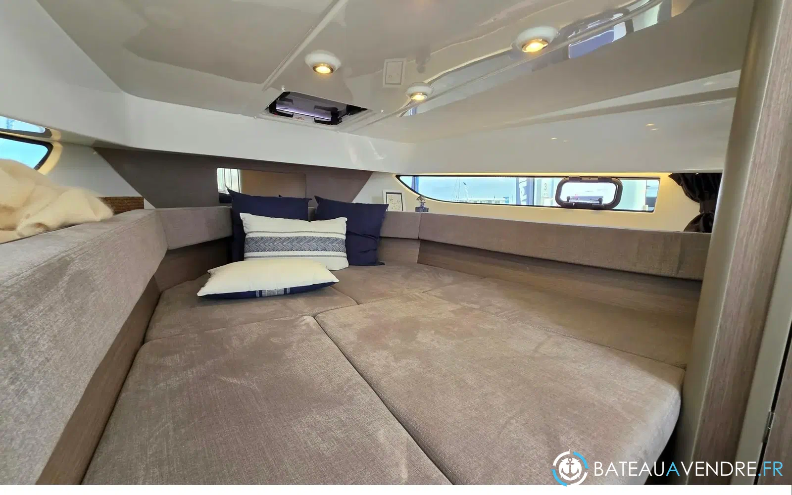 slider 7 Beneteau Flyer 9 Sundeck