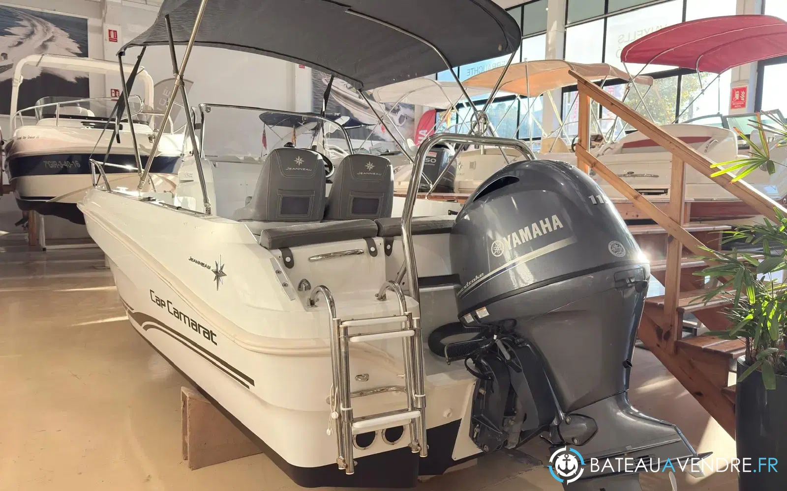 slider 0 Jeanneau Cap Camarat 5.5 CC
