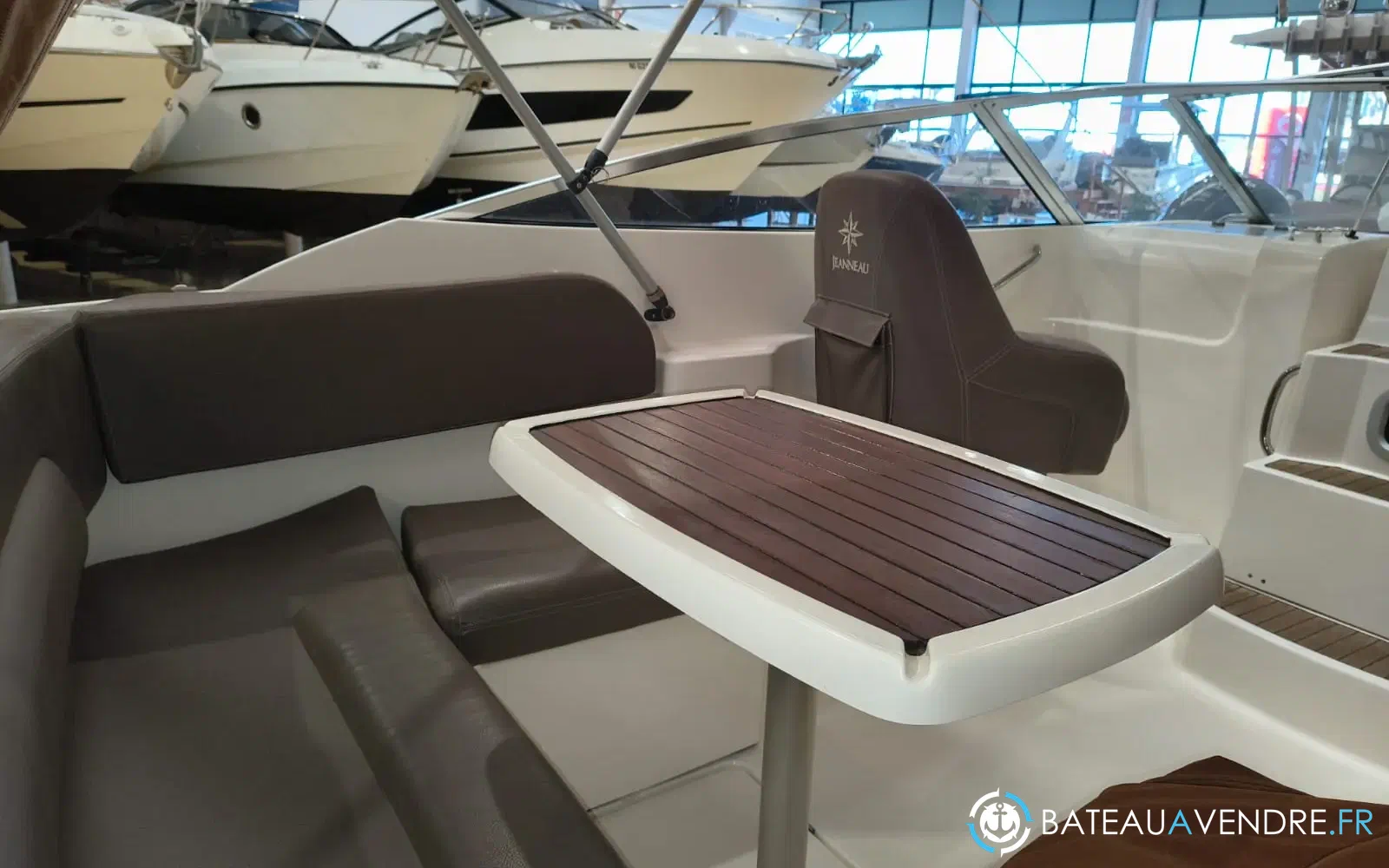 slider 3 Jeanneau Cap Camarat 635 cap camarat 635 dc