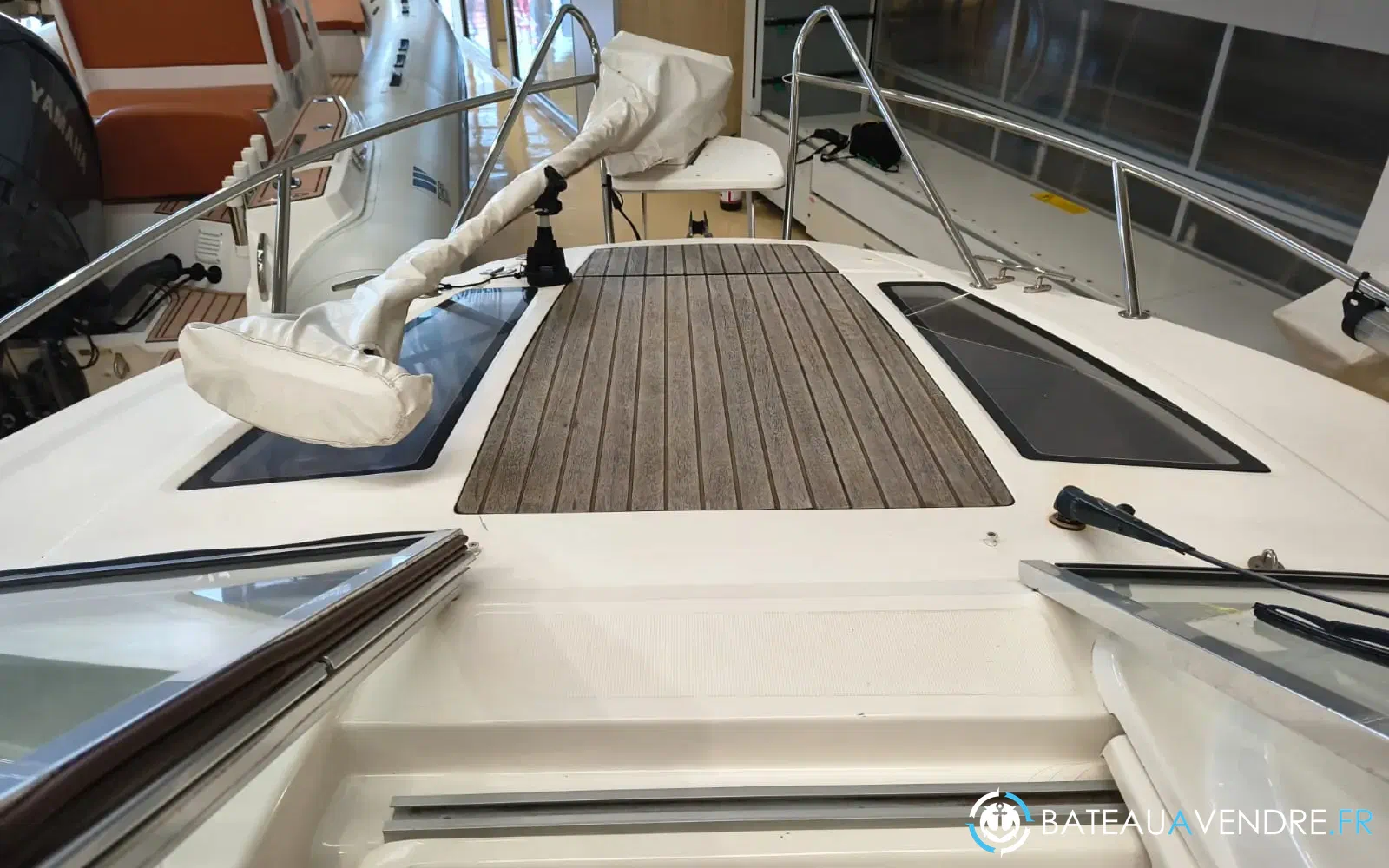 slider 6 Jeanneau Cap Camarat 635 cap camarat 635 dc