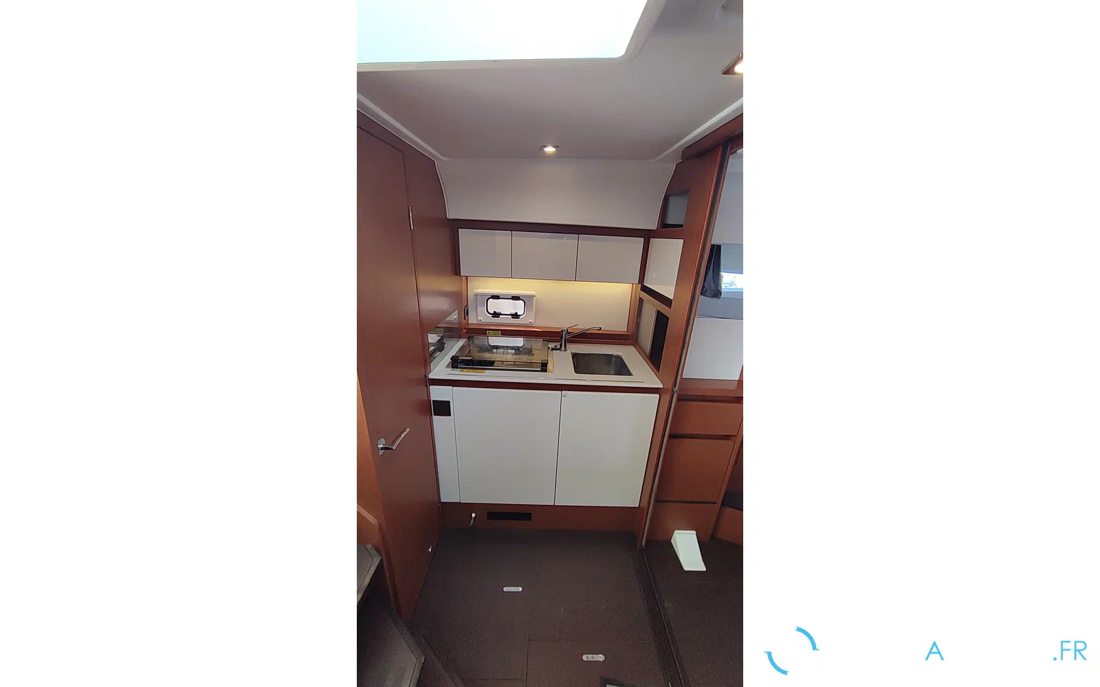 slider 23 Jeanneau Leader 36 Sportop