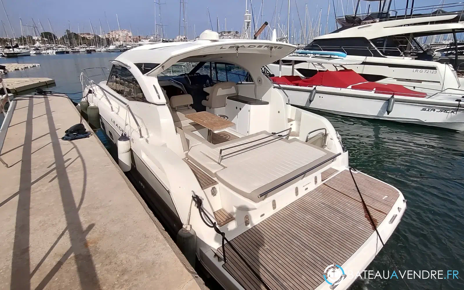 slider 3 Jeanneau Leader 36 Sportop