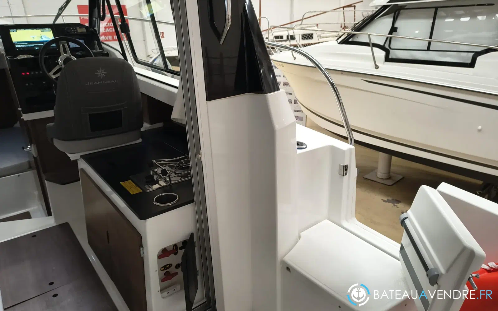 slider 15 Jeanneau Merry Fisher 795 Serie 2