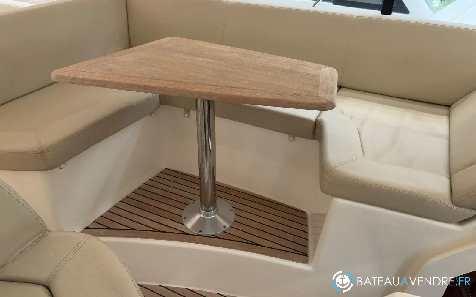 slider 12 Jeanneau Prestige 38 S