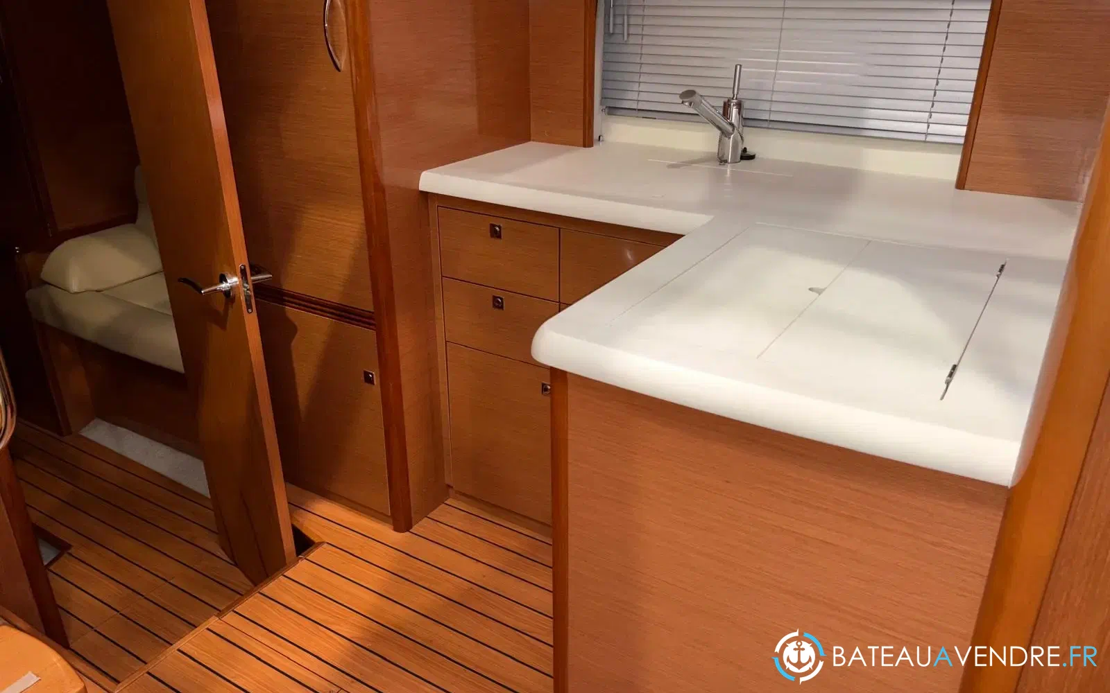 slider 16 Jeanneau Prestige 38 S