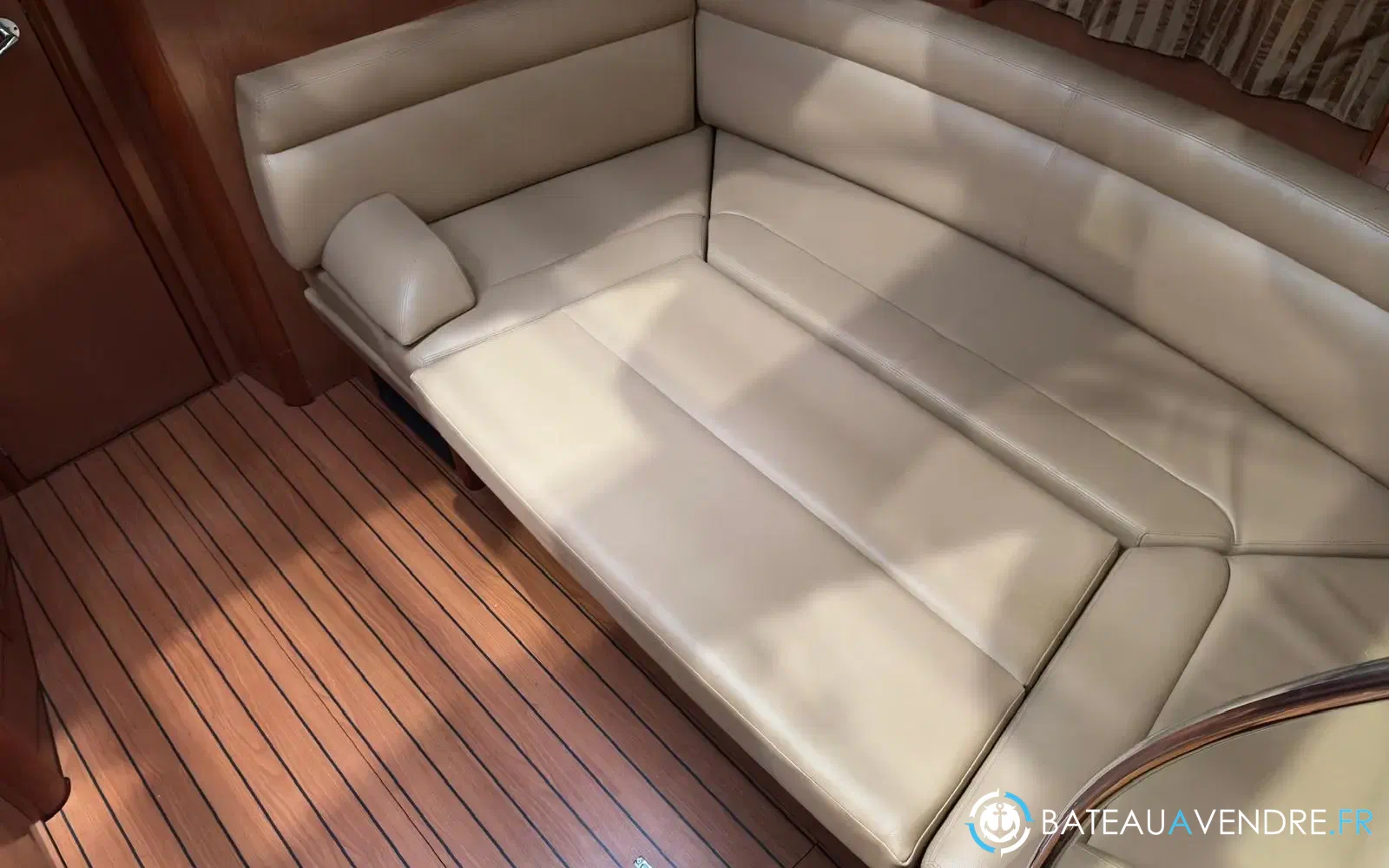 slider 23 Jeanneau Prestige 38 S