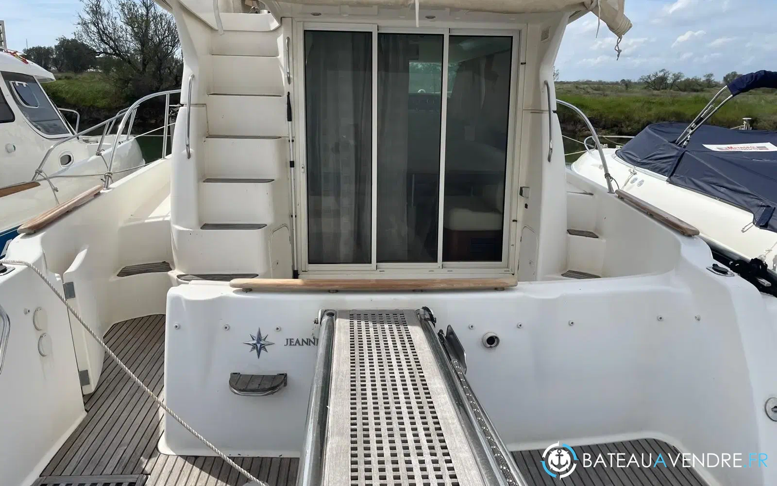 slider 4 Jeanneau Prestige 36