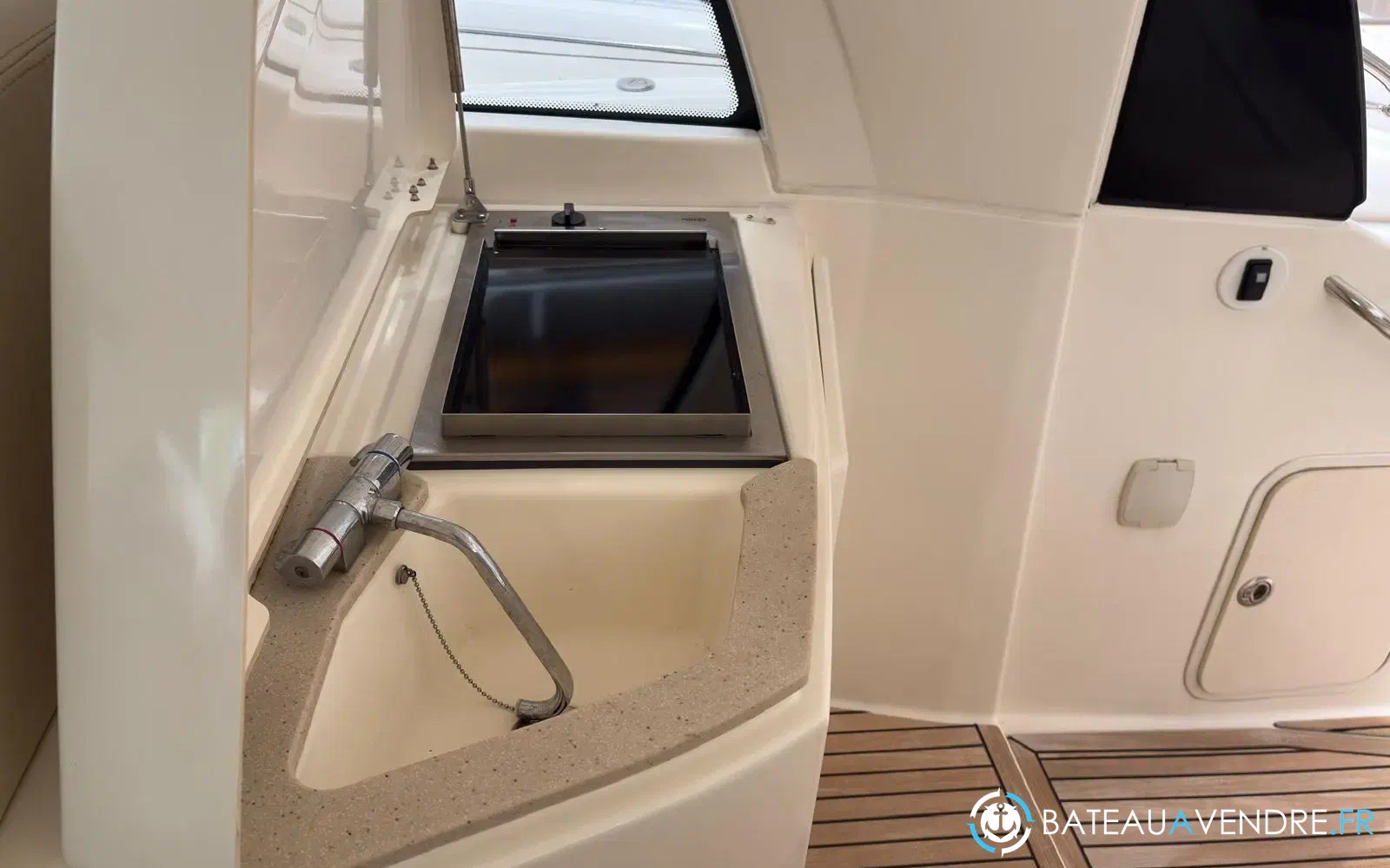 slider 11 Jeanneau Prestige 38 S