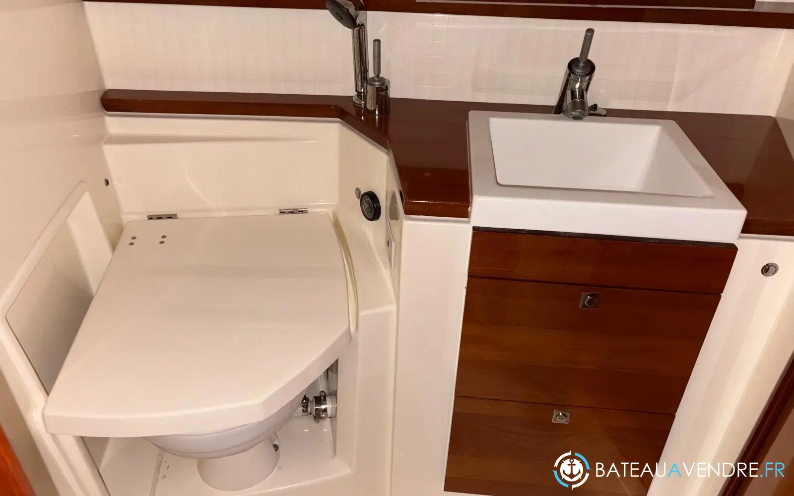 slider 17 Jeanneau Prestige 38 S