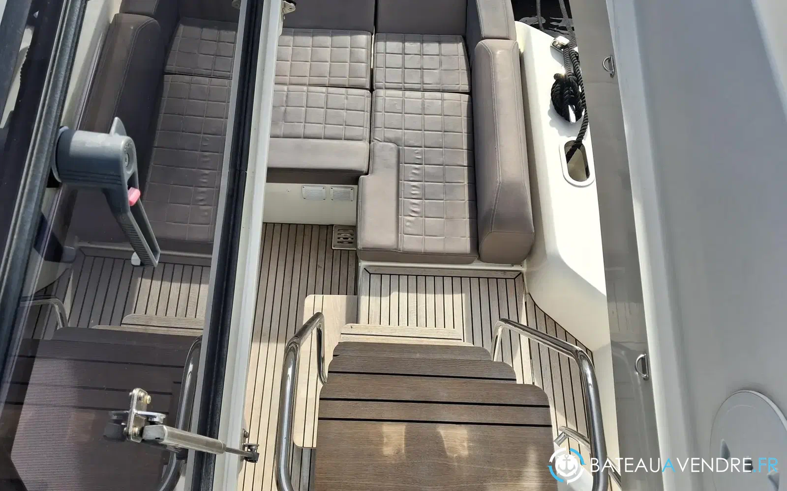 slider 20 Prestige Yachts 520 Fly