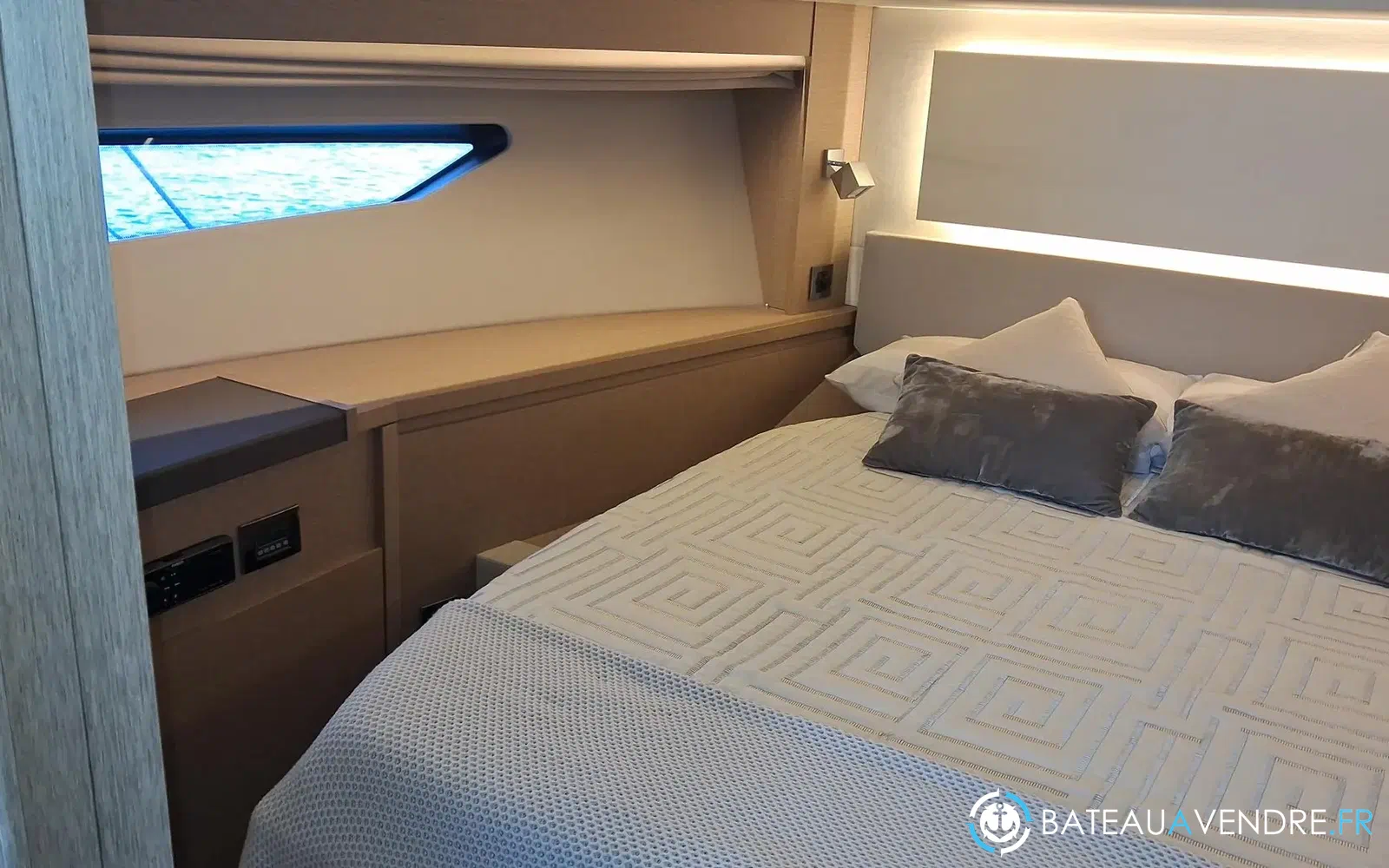 slider 79 Prestige Yachts 520 Fly