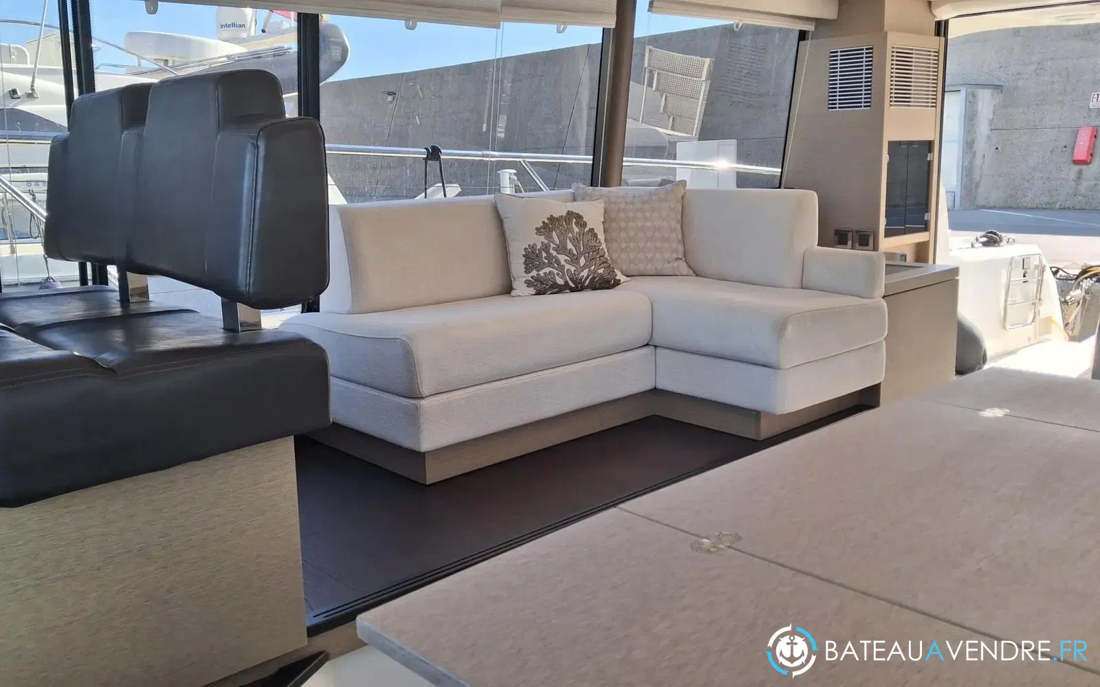 slider 55 Prestige Yachts 520 Fly