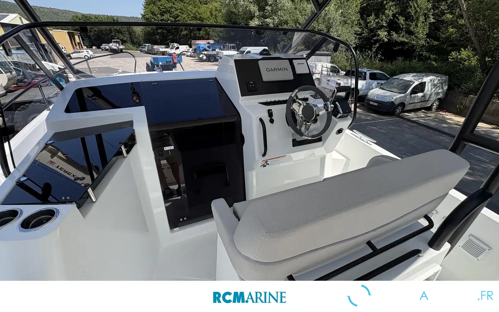 slider 4 Beneteau Flyer 9 sundeck
