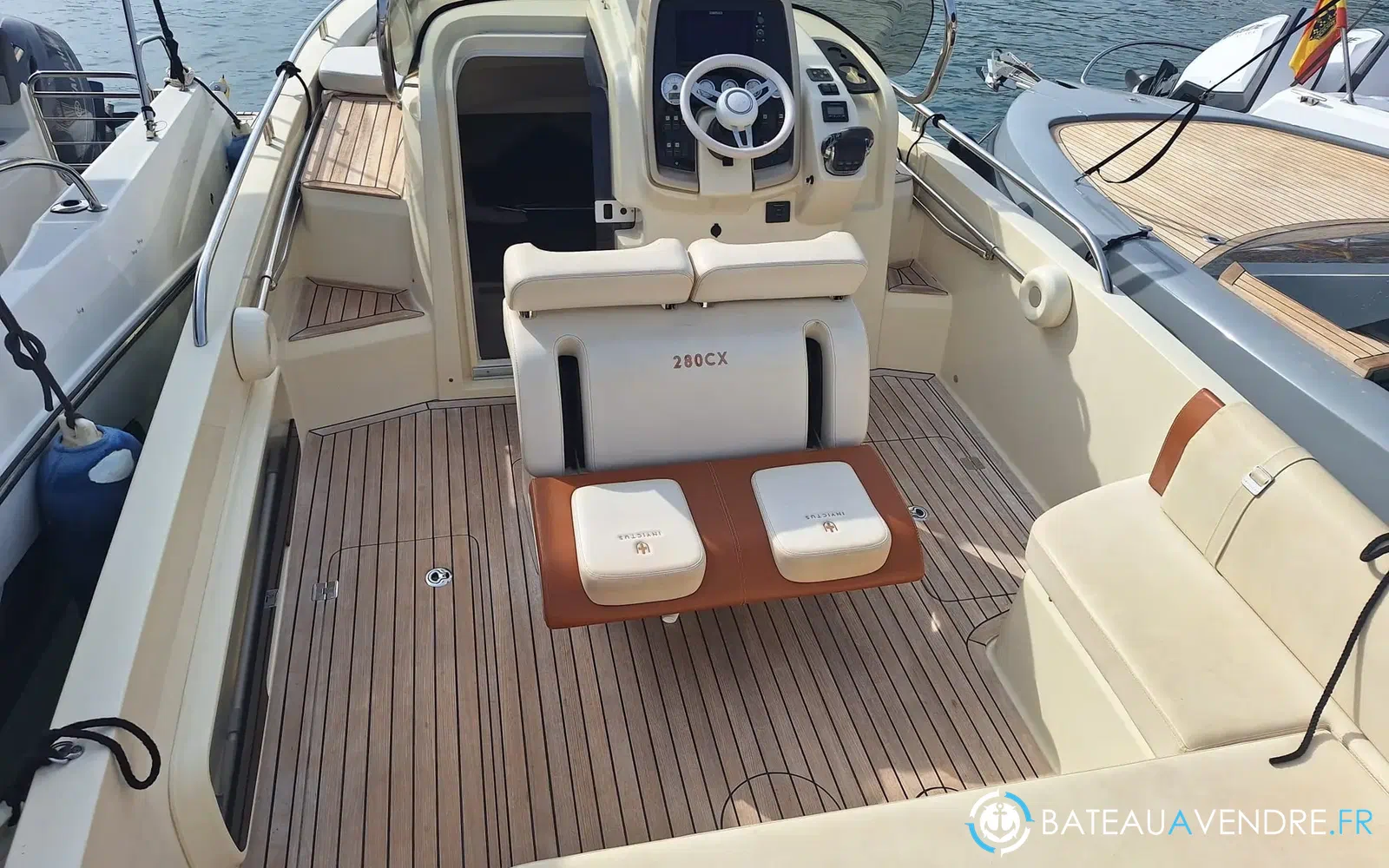 slider 7 Invictus 280 CX