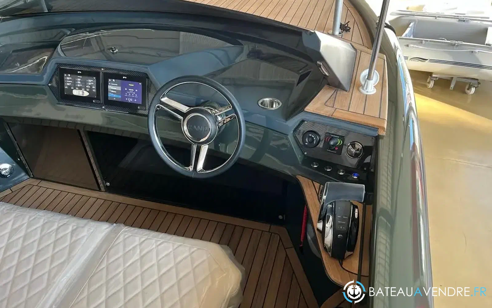 slider 8 Rand Boats Spirit 25
