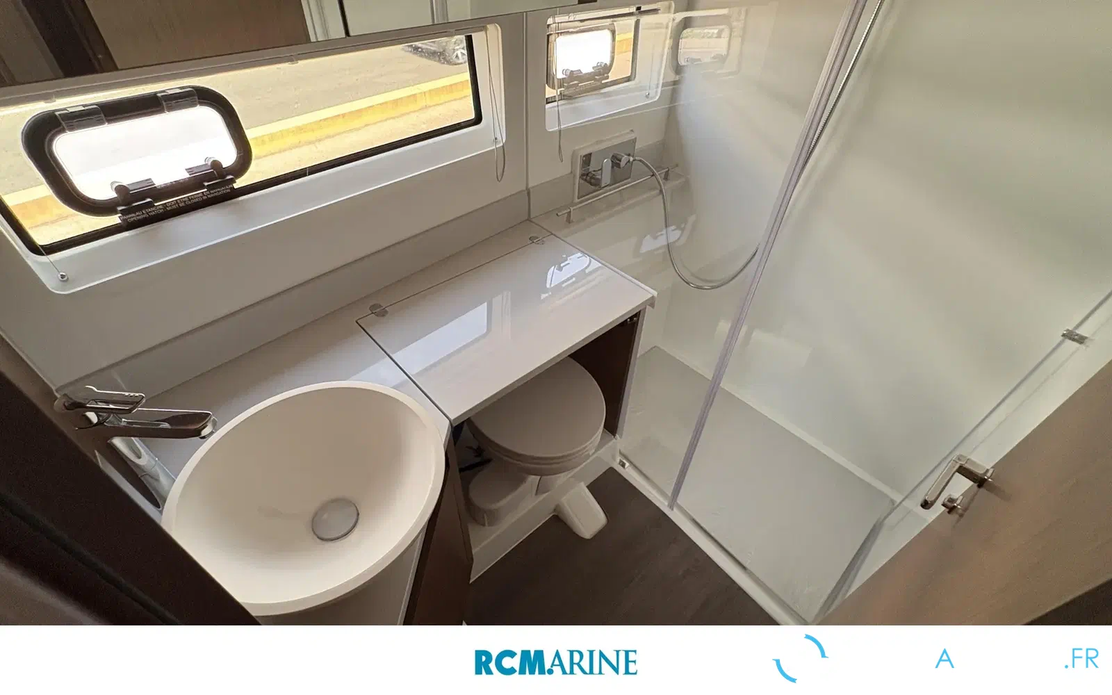slider 17 Beneteau Antares 12
