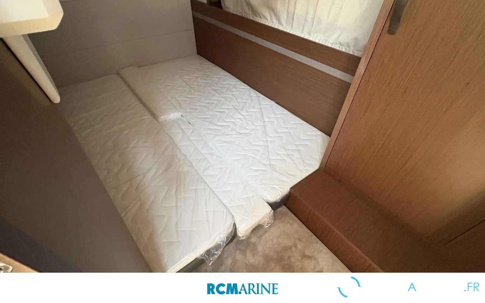 slider 21 Beneteau Antares 12