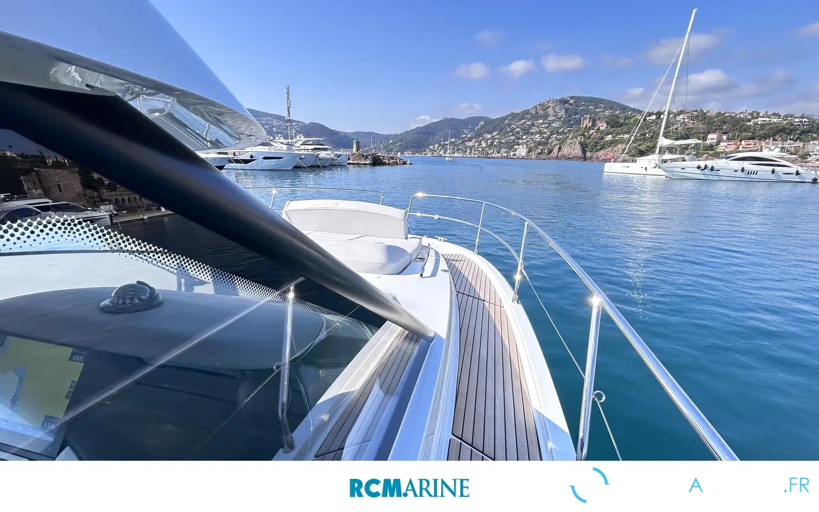 slider 4 Beneteau Antares 12