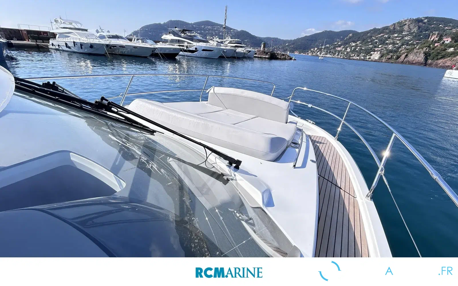slider 5 Beneteau Antares 12