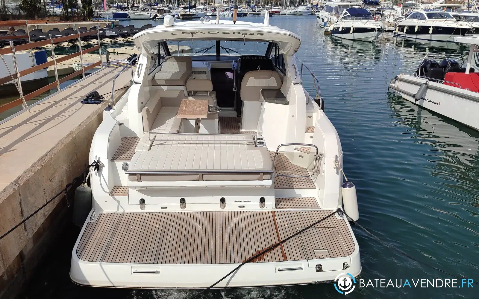 slider 2 Jeanneau Leader 36 Sportop