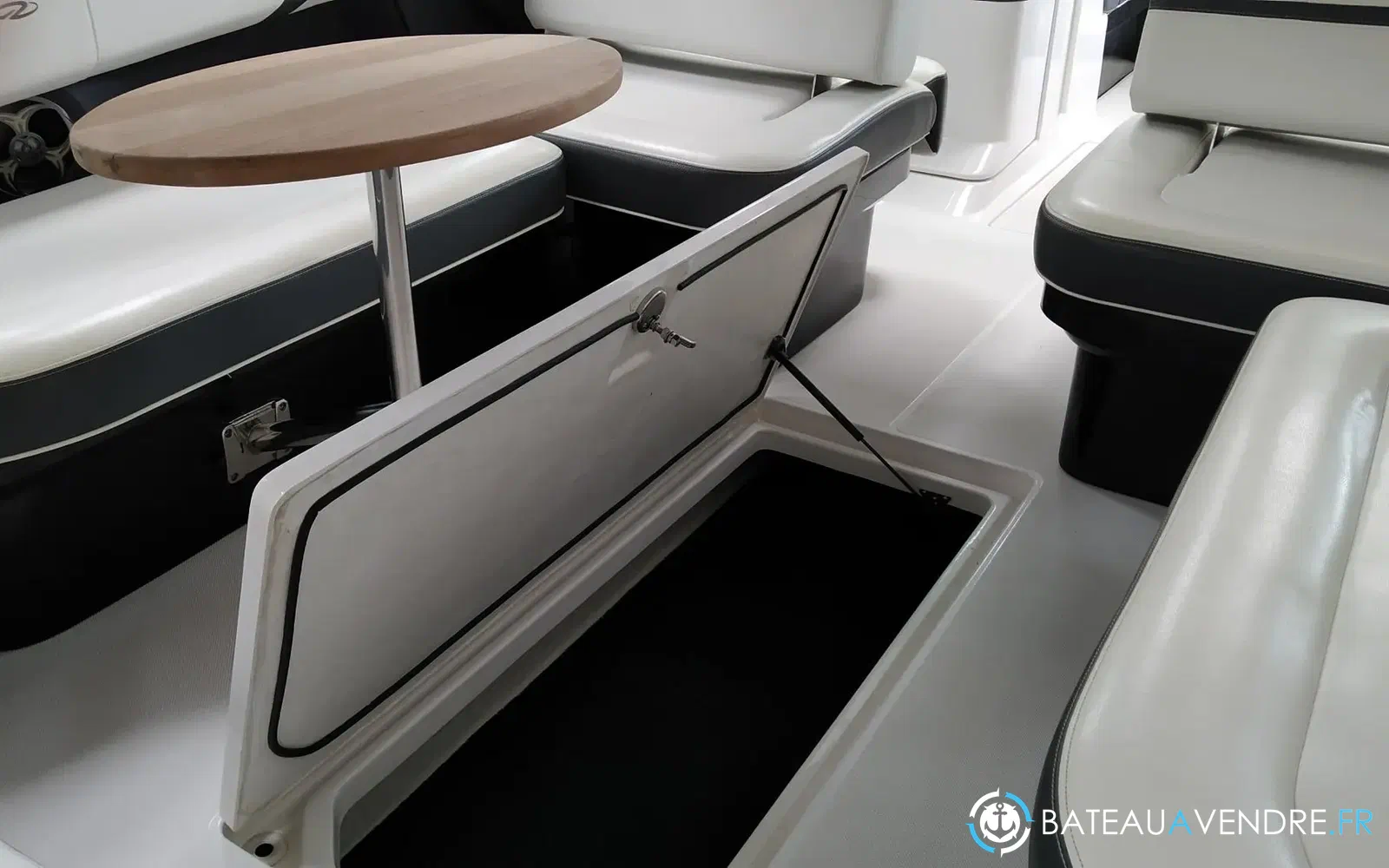 slider 23 Regal 2800