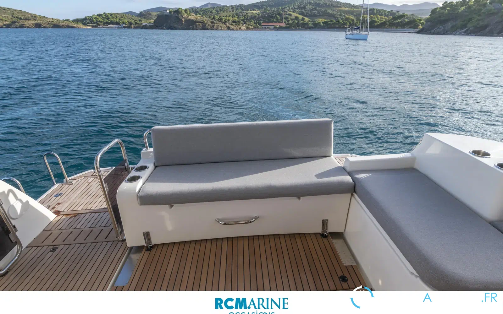 slider 10 Beneteau Swift Trawler 41 Sedan