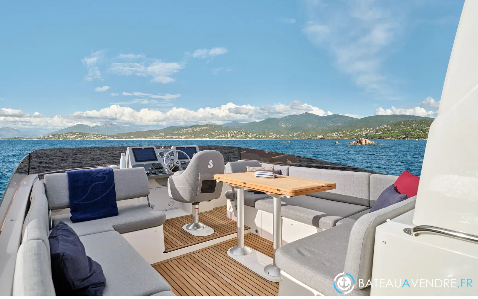 slider 12 Beneteau Swift Trawler 48