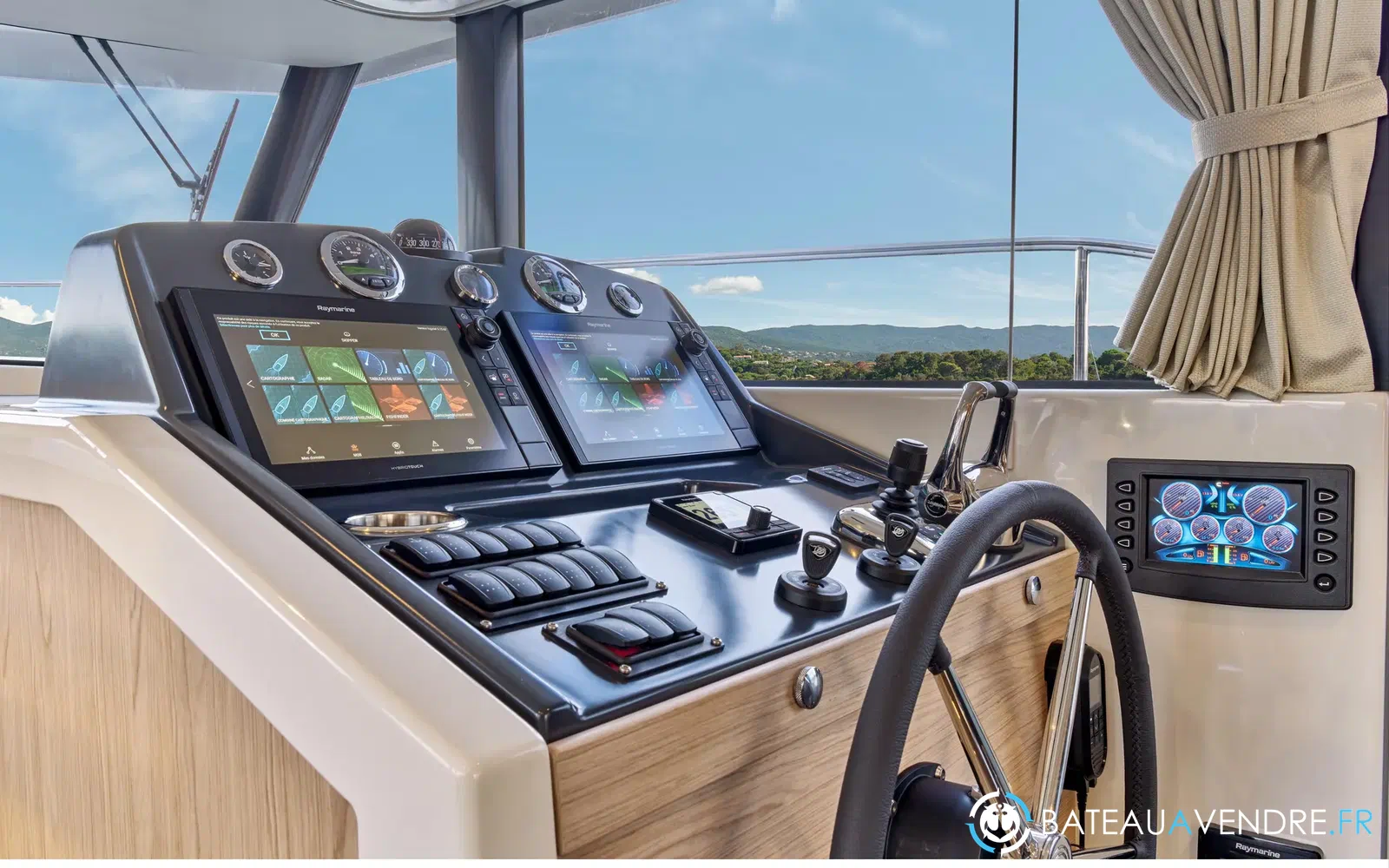 slider 20 Beneteau Swift Trawler 48