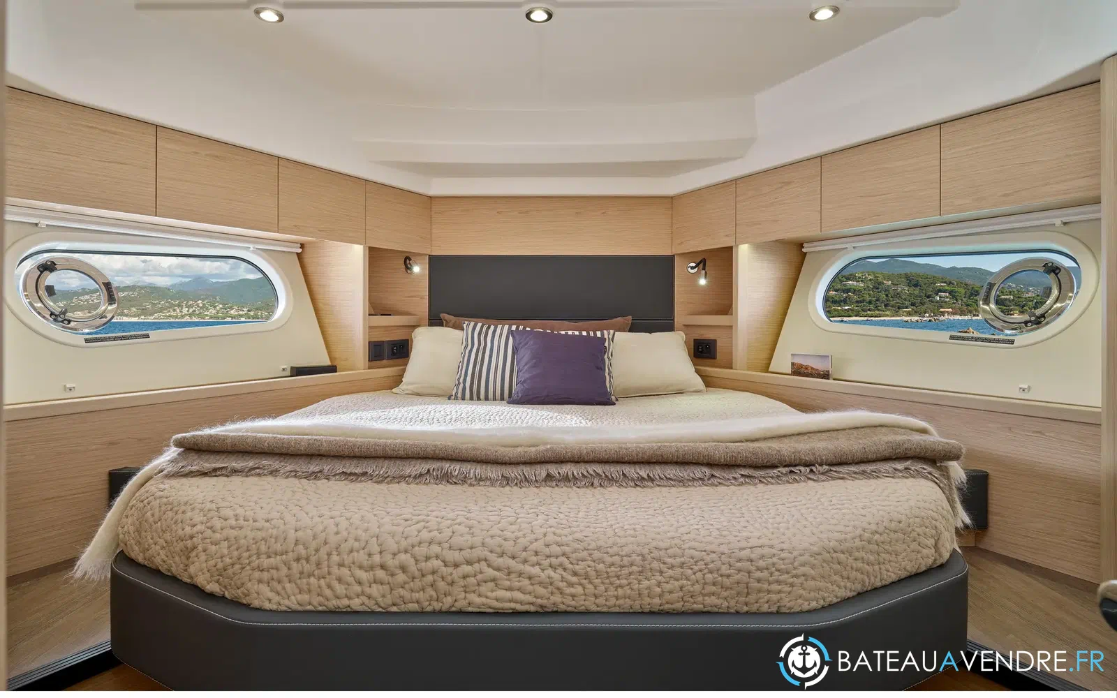 slider 23 Beneteau Swift Trawler 48