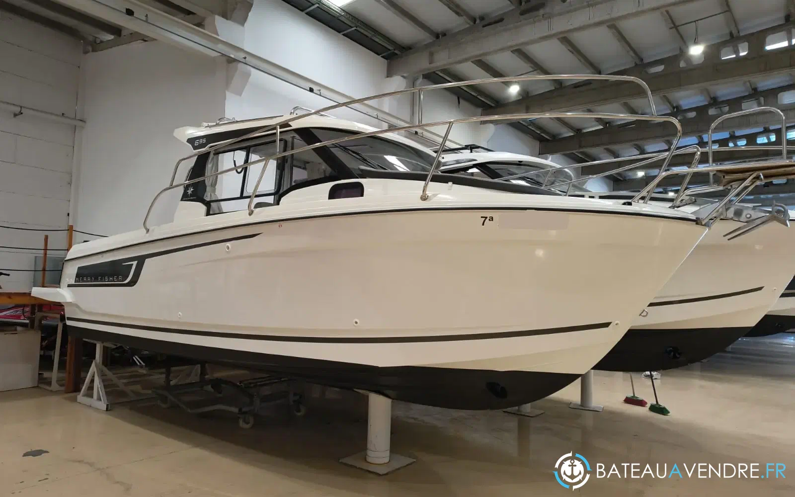 slider 18 Jeanneau Merry Fisher 695 Serie 2