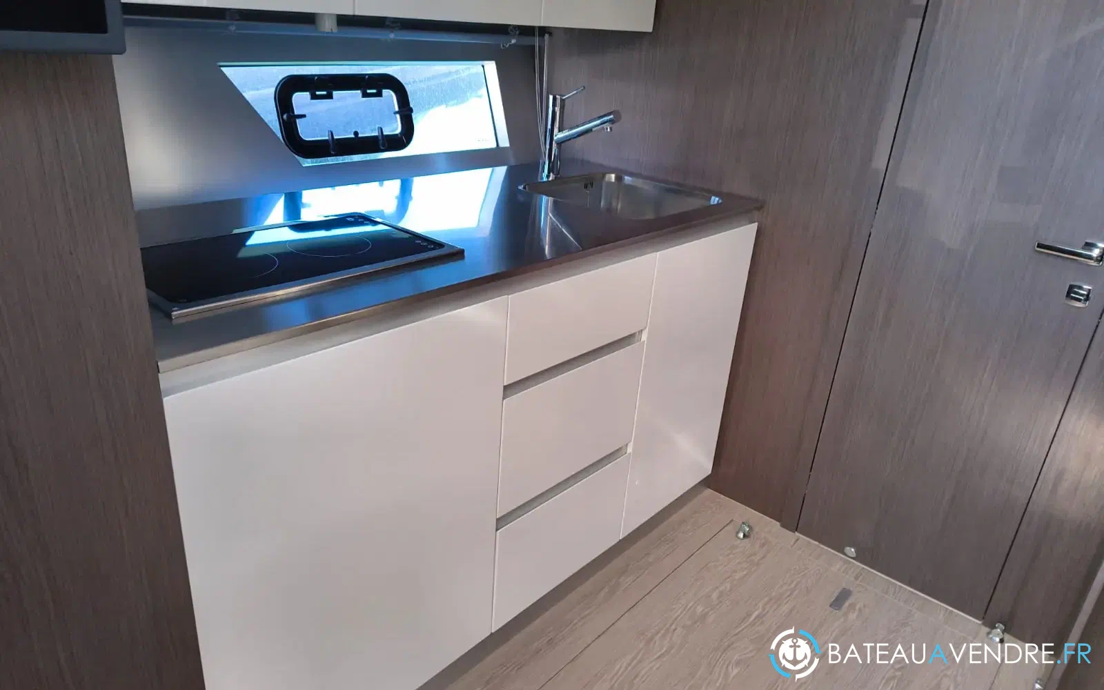 slider 9 Sessa Marine C44