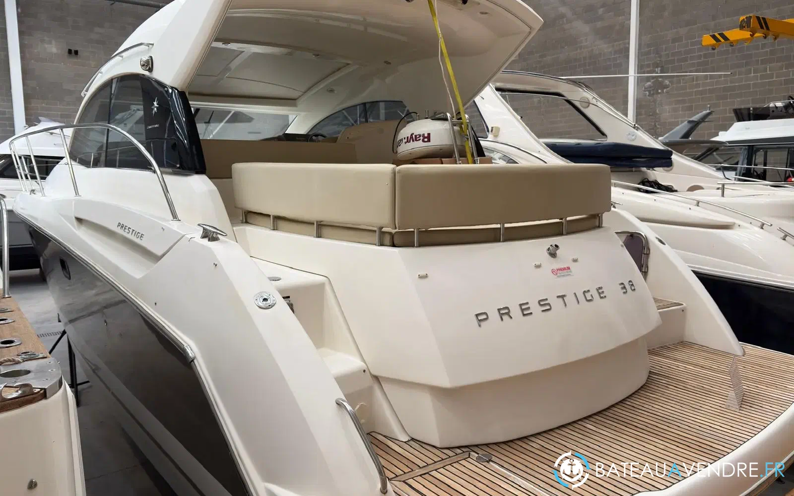 slider 0 Jeanneau Prestige 38 S