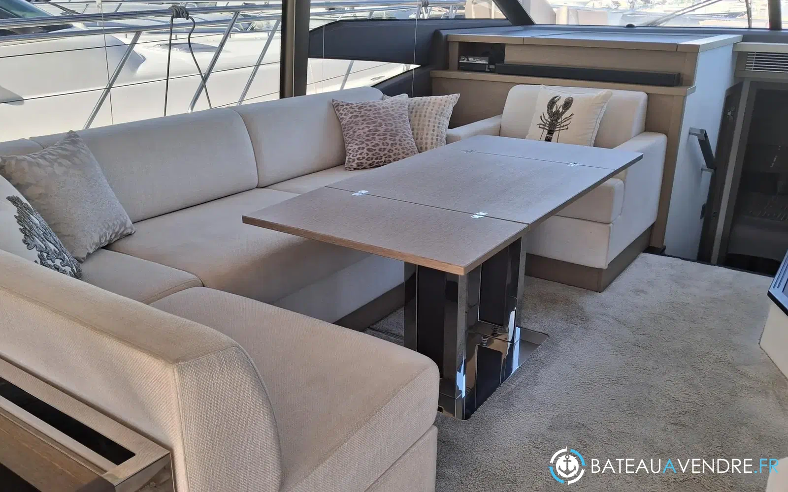 slider 52 Prestige Yachts 520 Fly