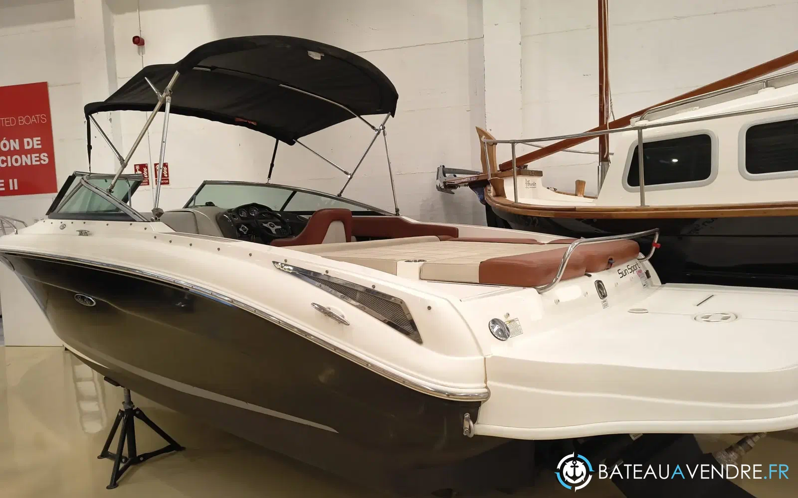 slider 1 Sea Ray 240 Sundancer Sea Ray 240 Sunsport