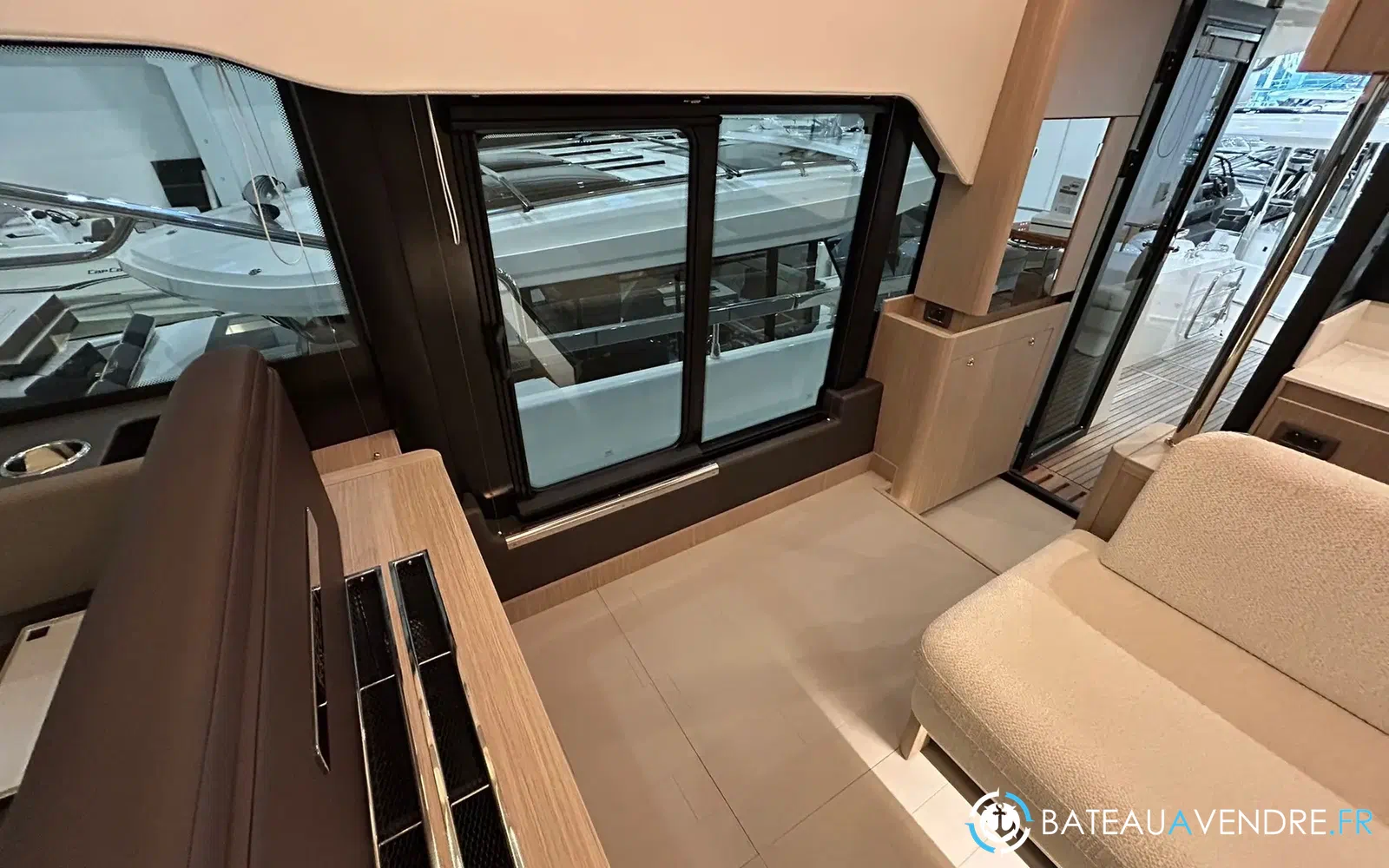 slider 35 Prestige Yachts F4.9