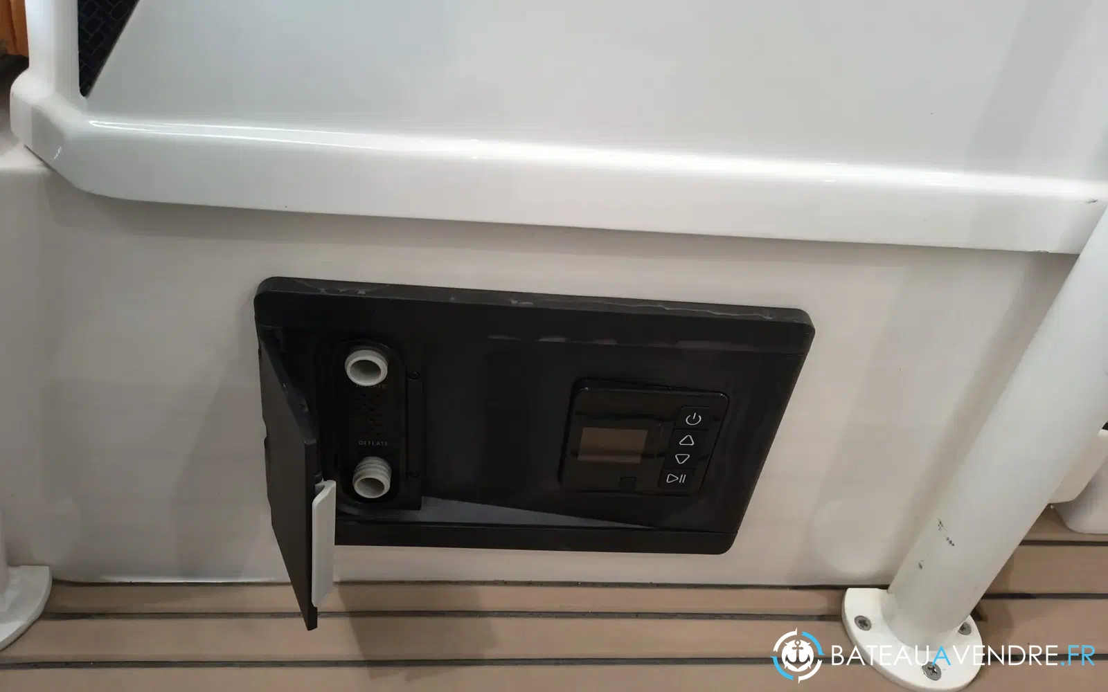 slider 10 Tiger Marine 740 Proline