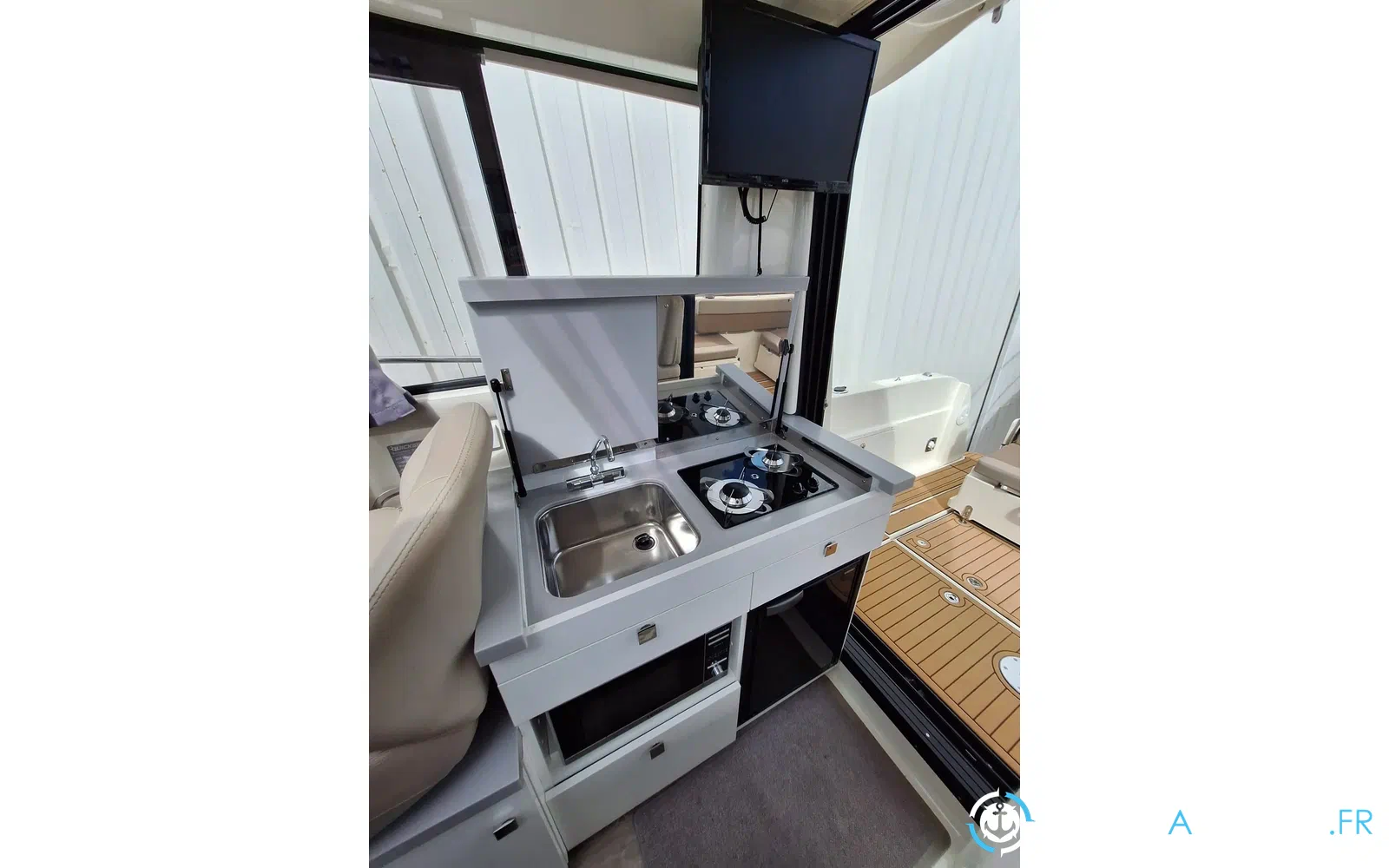 slider 5 Quicksilver Activ 905 Weekend