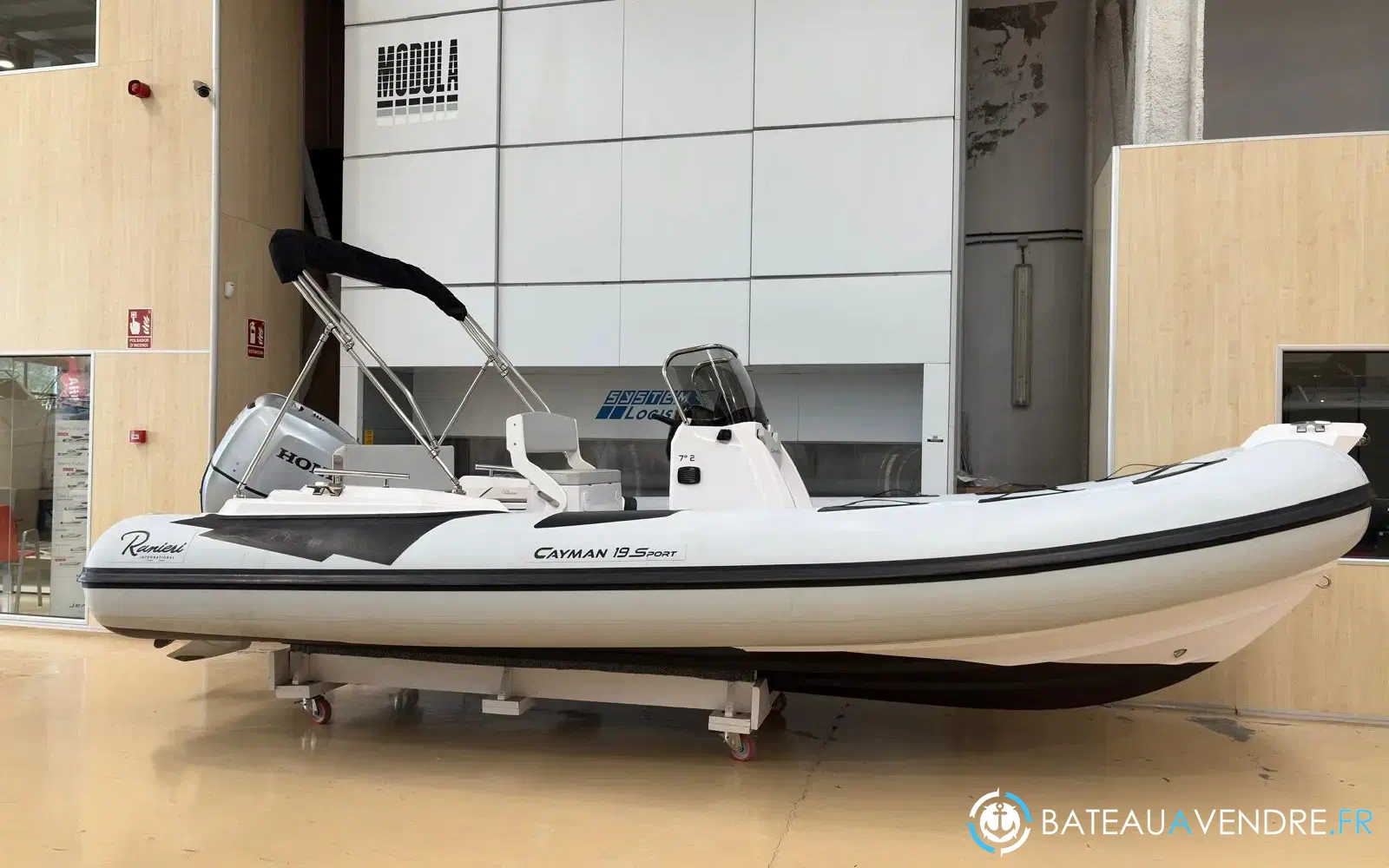 slider 1 Ranieri Cayman 19 Sport