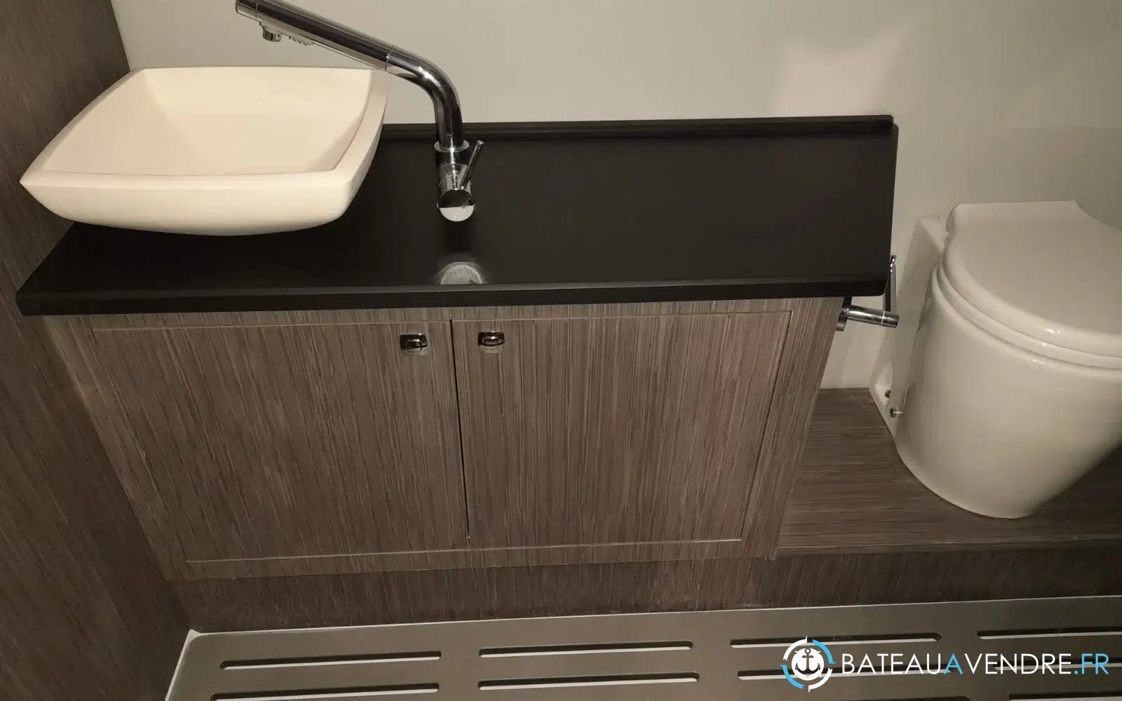 slider 23 Ranieri Next 330 Lx