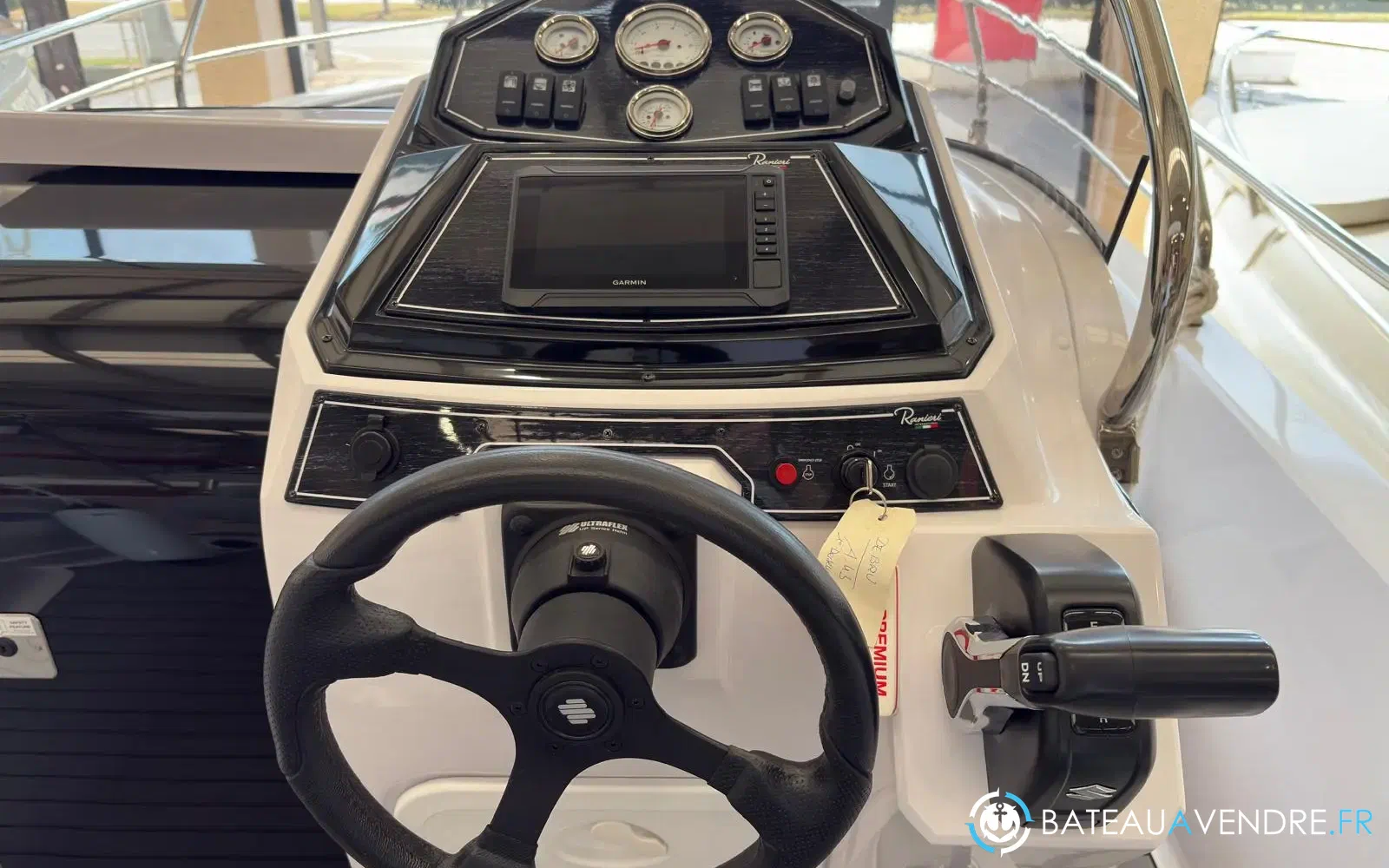 slider 3 Ranieri Voyager 21 S