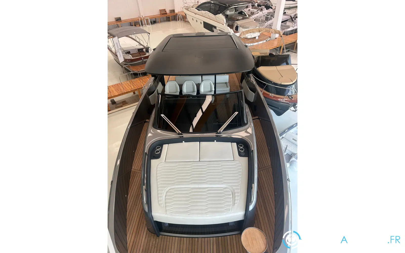 slider 14 Cranchi A46 Luxury Tender