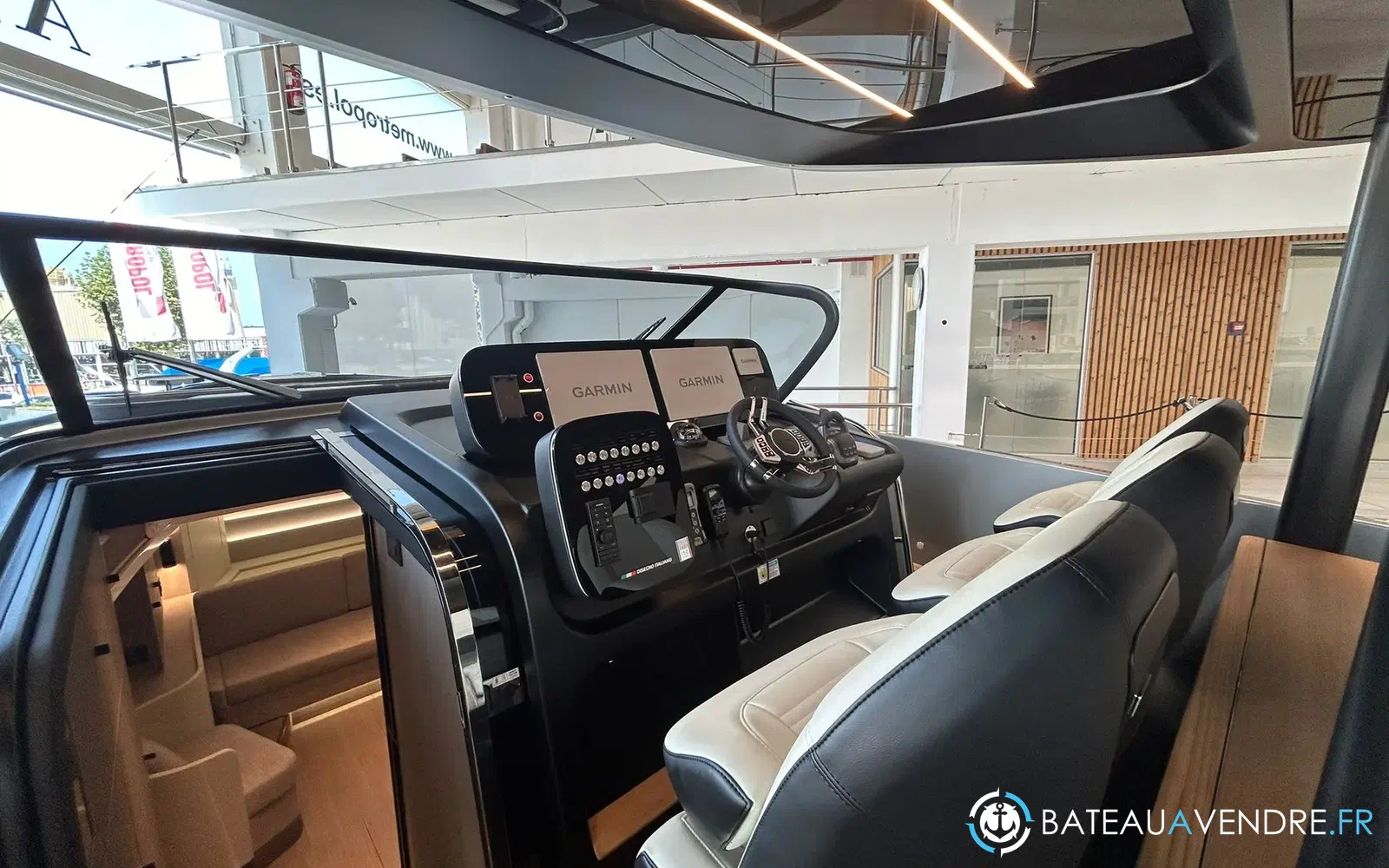 slider 15 Cranchi A46 Luxury Tender