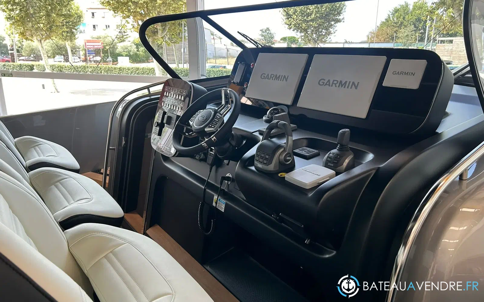 slider 20 Cranchi A46 Luxury Tender